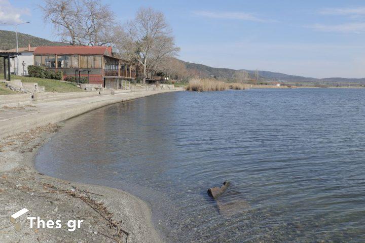 Απαγόρευση ψαρέματος στη λίμνη Βόλβη μέχρι τέλος Μαΐου