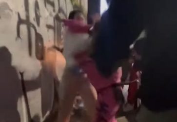 Επεσε ξύλο ανάμεσα σε Ελληνίδες τράπερ – «Θα βάλω να σε βρούνε αν ξαναμιλήσεις» (ΒΙΝΤΕΟ)