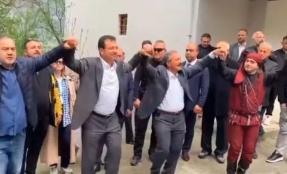Ποντιακά στην Τραπεζούντα χόρεψε ο Ιμάμογλου (ΒΙΝΤΕΟ)