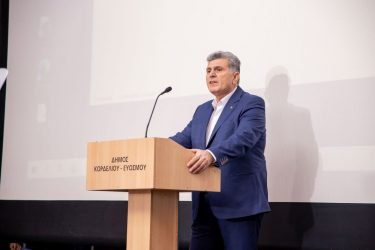 Αυτοψία Αλεξανδρίδη στους χώρους της ΕΛΠΕ για το πρόβλημα της δυσοσμίας – «Αδιαπραγμάτευτη η υγεία όλων»