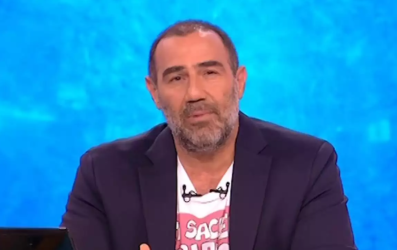 Ράδιο Αρβύλα: Ο Αντώνης Κανάκης φέρνει τα πάνω κάτω με την εκπομπή