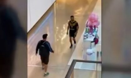 Σίδνεϊ: Βρέφος εννιά μηνών μαχαίρωσε ο δράστης που σκόρπισε τον πανικό σε εμπορικό κέντρο (ΒΙΝΤΕΟ)