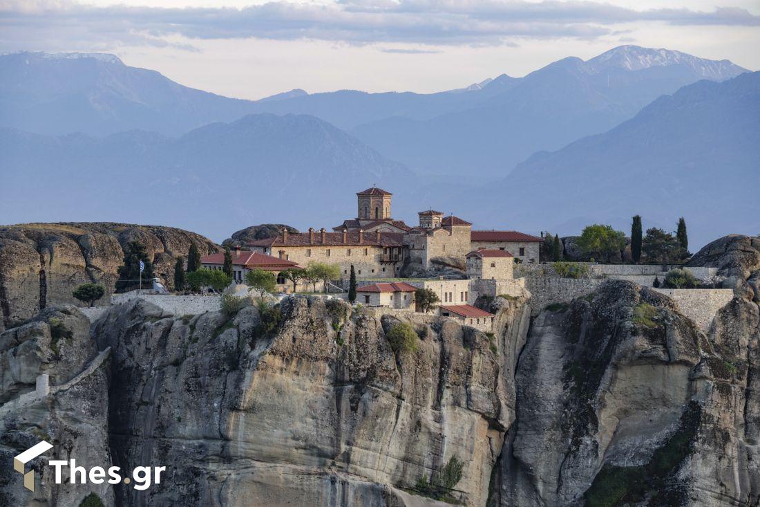 Μετέωρα βράχοι θέα Meteora view Μονή