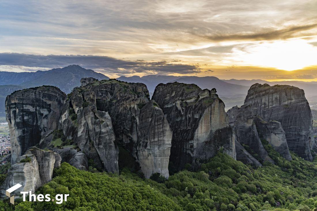  ηλιοβασίλεμα θέα Meteora sunset