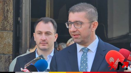 Προκλητικός ο Μίτσκοσκι: “Οι Μακεδόνες και η Μακεδονία αξίζουν μία θέση στην ΕΕ”