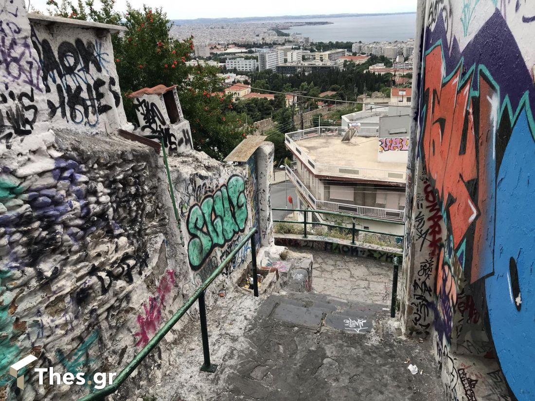 Οδός Μαύρης Πέτρας Ανω Πόλη Κάστρα Θεσσαλονίκη