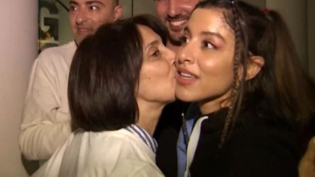 Μαρίνα Σάττι: Σπάνια εμφάνιση με την μητέρα της μπροστά στην κάμερα – “Ενιωσα συγκινημένη” (ΒΙΝΤΕΟ)