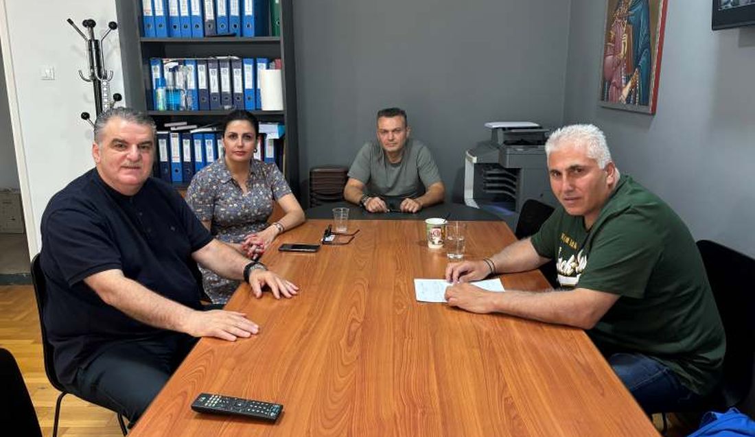 Νίκος Πετρουλάκης