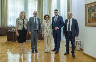 Βόρεια Μακεδονία: Η Σιλιάνοφσκα μίλησε για «Μακεδόνες του Αιγαίου» (ΦΩΤΟ)