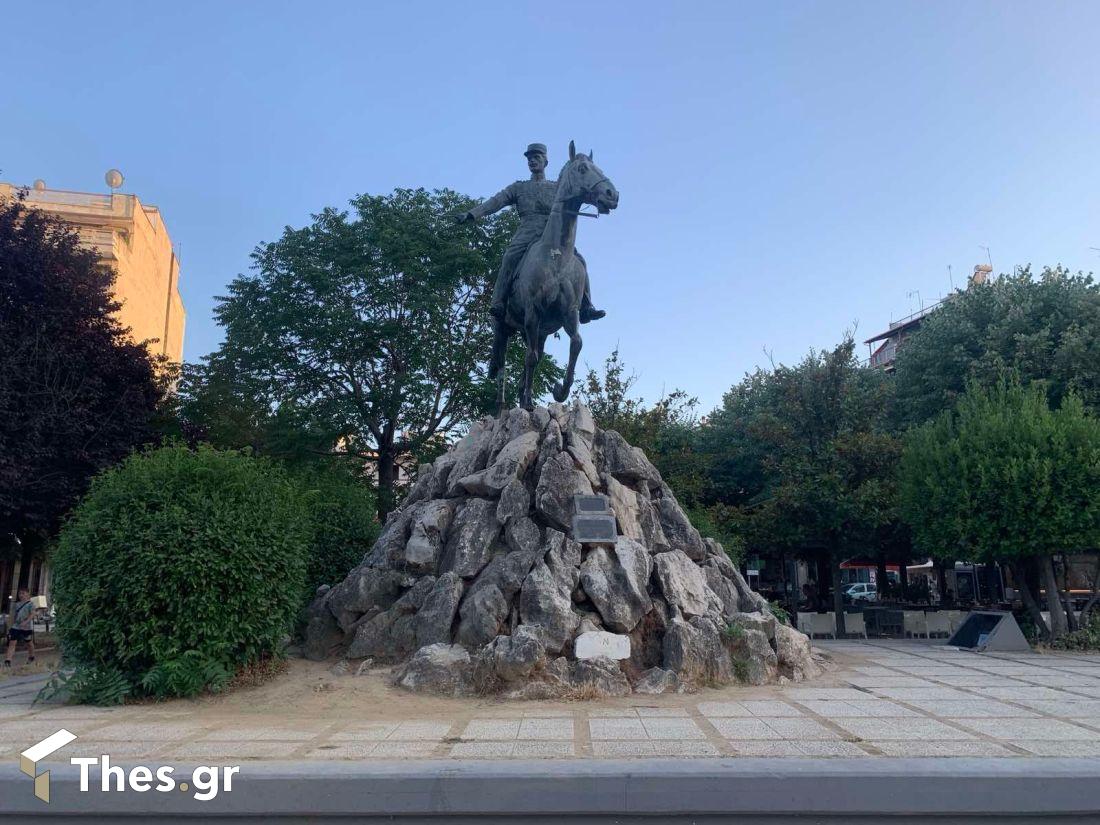 Η πλατεία Νικολάου Πλαστήρα Καρδίτσα