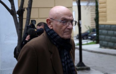 Πέθανε ο Νίκος Ζήγρας