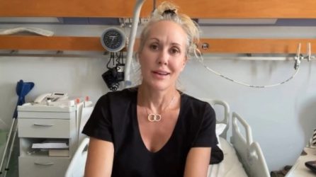 Διάσημη πρωταγωνίστρια αισθησιακών ταινιών νοσηλεύεται σε ελληνικό νοσοκομείο (ΒΙΝΤΕΟ)