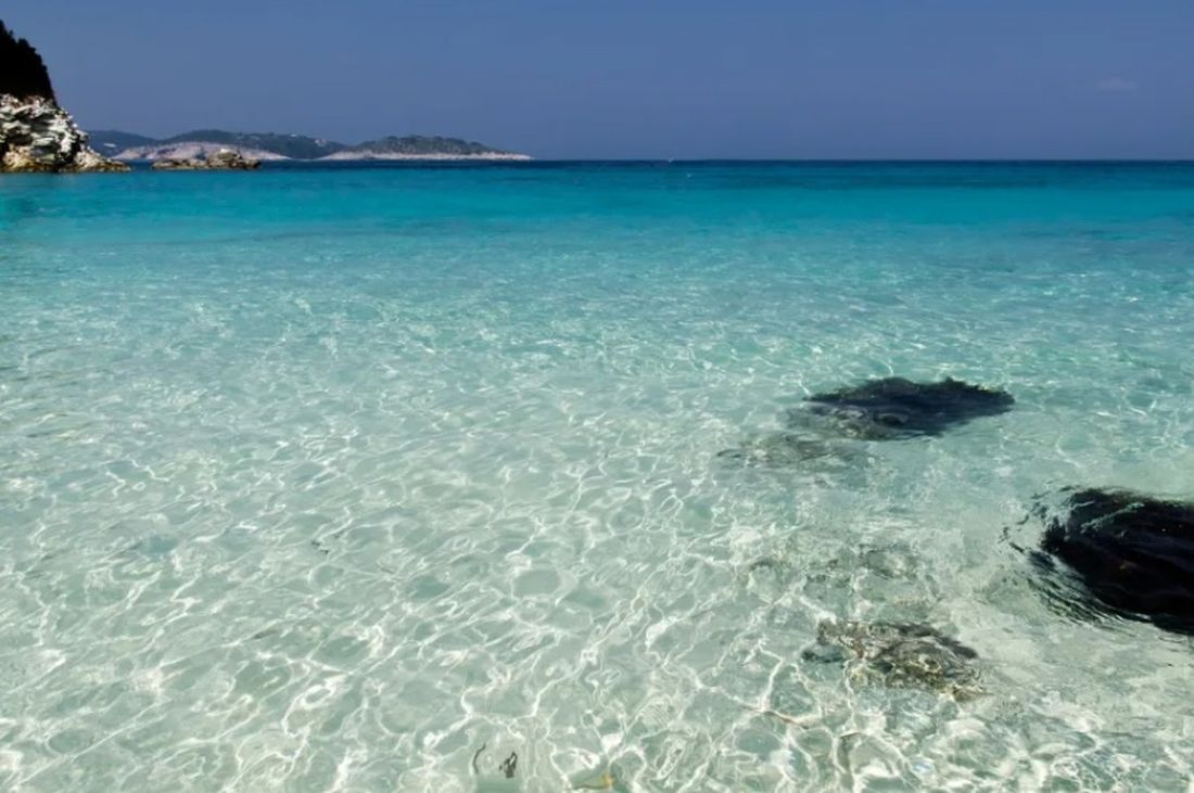 παραλία Βουτούμι στους Αντίπαξους,
