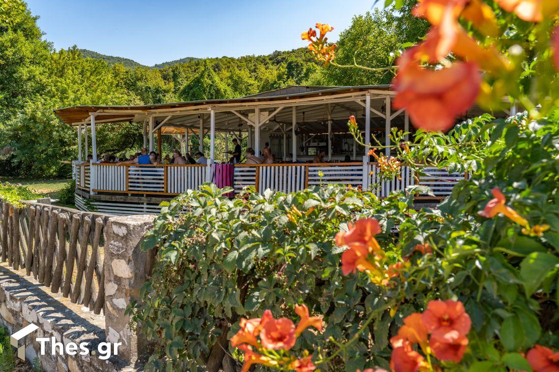 Beach bar- Εστιατόριο «Μπαλκονάκι» παραλία Βίνα Ολυμπιάδα Χαλκιδική