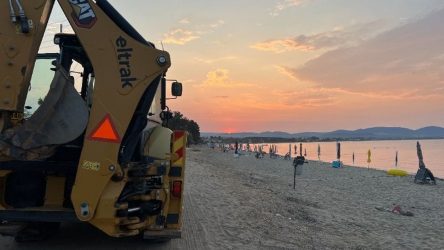 Χαλκιδική ξαπλώστρες