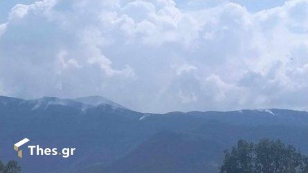 Φωτιά στο Παγγαίο: Διάσπαρτες εστίες – Συνεχίζουν να επιχειρούν οι επίγειες δυνάμεις και οι εθελοντές
