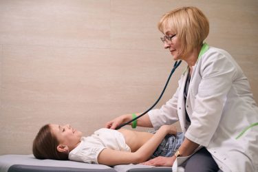 Οι ιατρικές εξετάσεις που πρέπει να κάνει το παιδί πριν το σχολείο