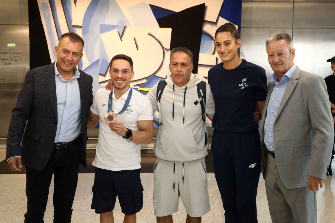 Επιστροφή Πετρούνια από τους Ολυμπιακούς Αγώνες 2024