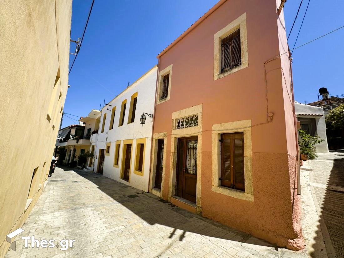 Αρχάνες χωριό Κρήτη Ηράκλειο διακοπές Archanes Crete