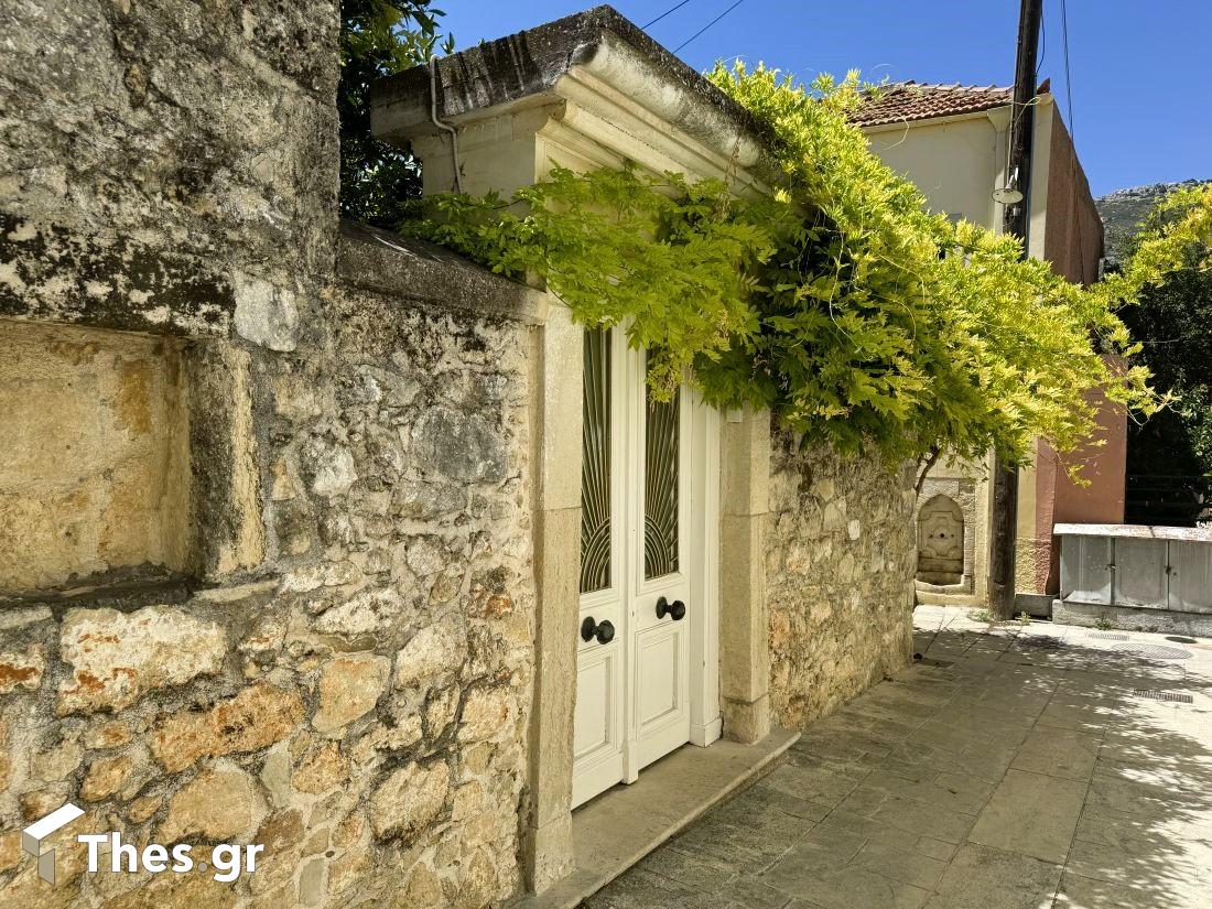 Αρχάνες χωριό Κρήτη Ηράκλειο διακοπές Archanes Crete