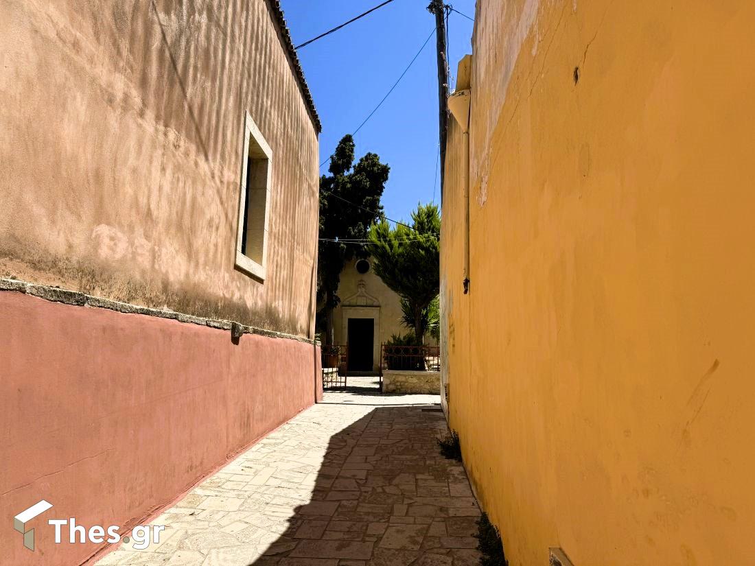 Αρχάνες χωριό Κρήτη Ηράκλειο διακοπές Archanes Crete