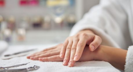 νύχια περιποίηση