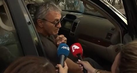 Γιώργος Νταλάρας: Νέο περιστατικό με δημοσιογράφους – «Κάτι δεν πάει καλά με τη σκέψη σας» (ΒΙΝΤΕΟ)