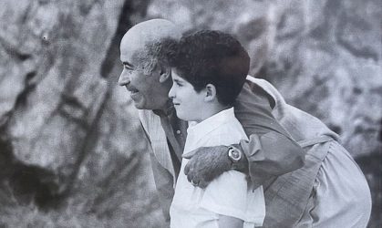 “Ο ηλίθιος” του Ντοστογιέφσκι στο Θέατρο Αυλαία στην Θεσσαλονίκη από τον Νικόλα Ανδρουλάκη