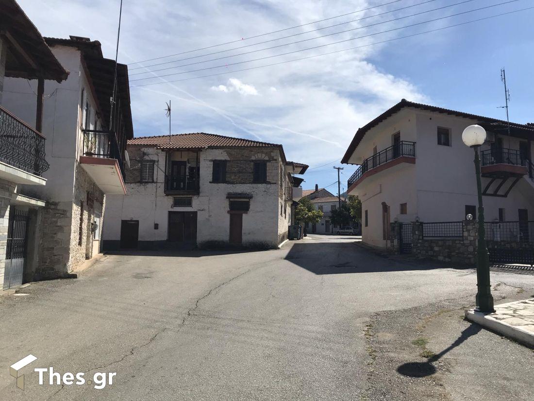 χωριό Δουμπιά Χαλκιδική