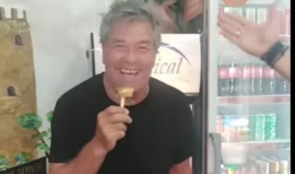 Πάνος Μιχαλόπουλος: Σπάνια εμφάνιση του ηθοποιού που έχει αποτραβηχτεί από την δημοσιότητα (ΒΙΝΤΕΟ)