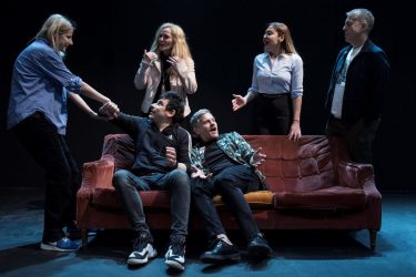 “Υπερβολές”: Για μία μόνο παράσταση στο Δημοτικό Θέατρο Καλαμαριάς
