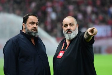 Μαρινάκης Καραπαπάς