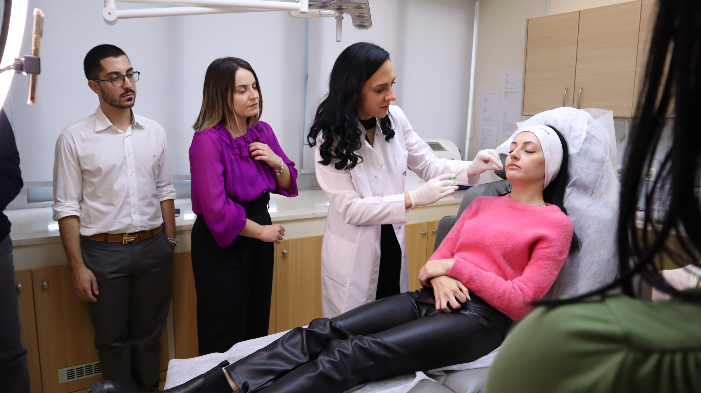 Όμιλο Cosmetic Derma Medicine Medical Group