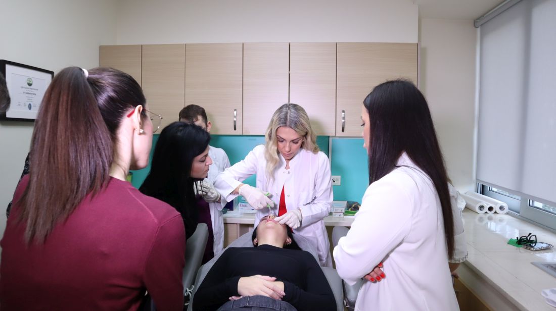 Όμιλο Cosmetic Derma Medicine Medical Group