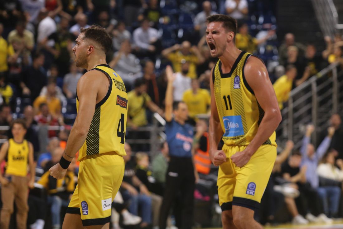 Αρης Περιστέρι