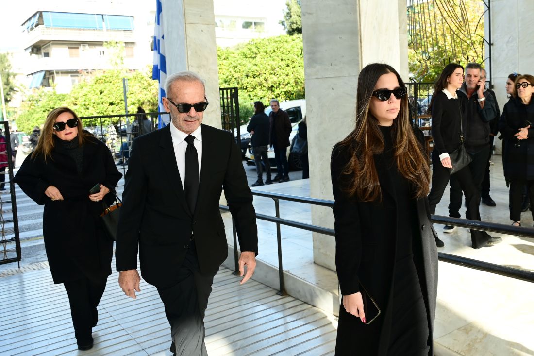 κηδεία Αντώνη Λυμπέρη
