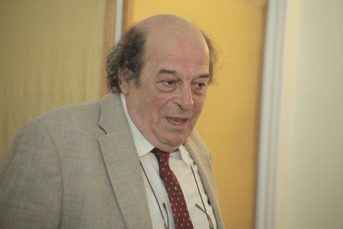 Μανούσος Μανουσάκης