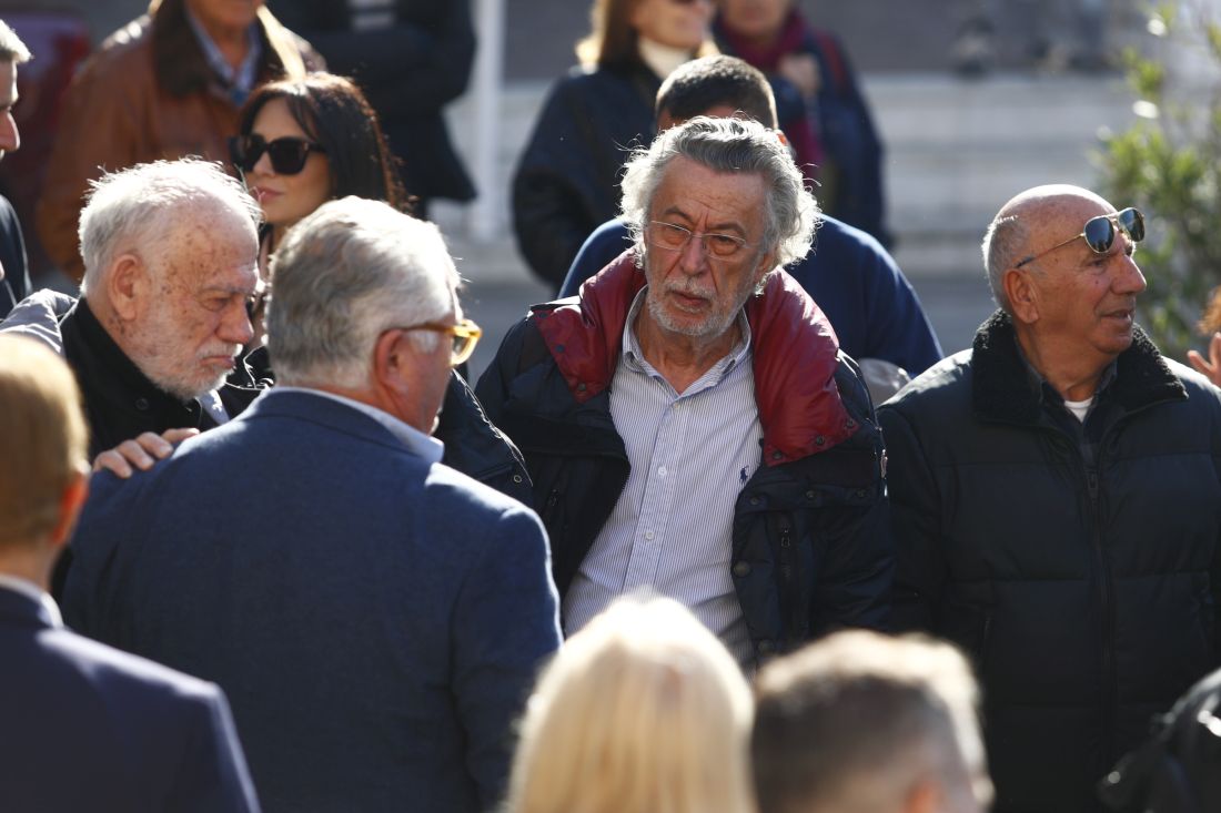 Κώστας Χαρδαβέλλας κηδεία