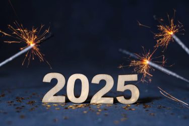 2025: Πρωτότυπες κι όμορφες ευχές για μια καλή χρονιά