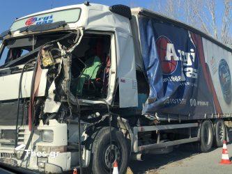Δράμα τροχαίο νταλίκα