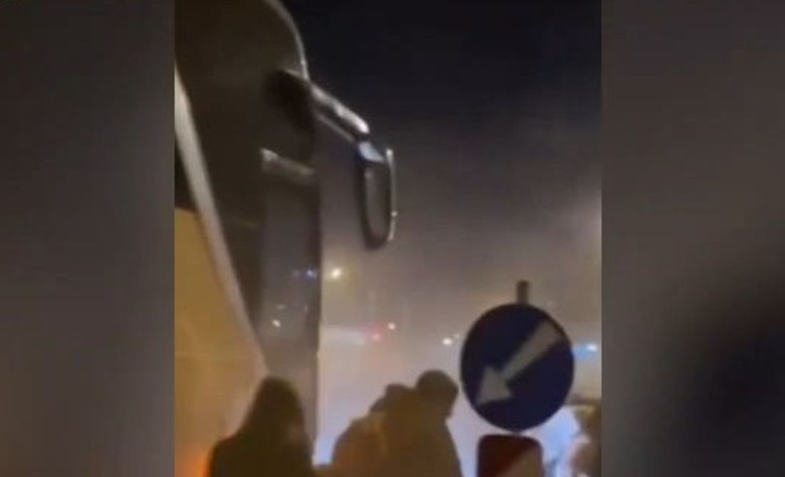 φωτιά σε λεωφορείο στη Θεσσαλονίκη