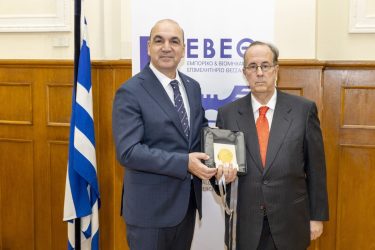 Επίτιμος Πρόεδρος του ΕΒΕΘ ο Εμμανουήλ Βλαχογιάννης