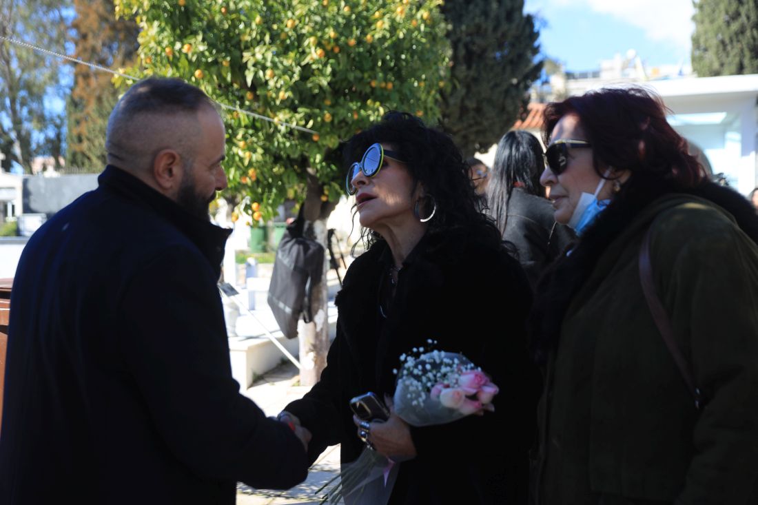 Καίτη Γκρέυ λαϊκό προσκύνημα 