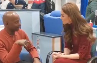 Κέιτ Μίντλετον: Επισκέφτηκε το νοσοκομείο όπου έκανε χημειοθεραπείες – Ευχαρίστησε γιατρούς και μίλησε με ασθενείς