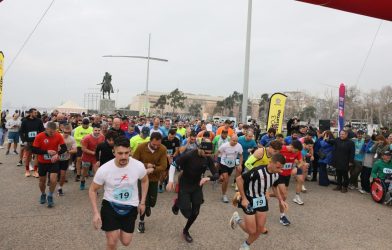 Θεσσαλονίκη: «Πολύχρωμος» αγώνας δρόμου στη μνήμη του Αλκη Καμπανού