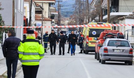 Λάρισα: Είχε προσχεδιάσει το μακελειό ο 60χρονος – «Θα τον ξανακαλέσω χωρίς να πω ότι είναι πλαστές οι επιταγές»