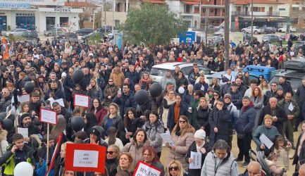 Χαλκιδική: Πλήθος κόσμου στο συλλαλητήριο για τα Τέμπη στην Νικήτη (ΒΙΝΤΕΟ & ΦΩΤΟ)