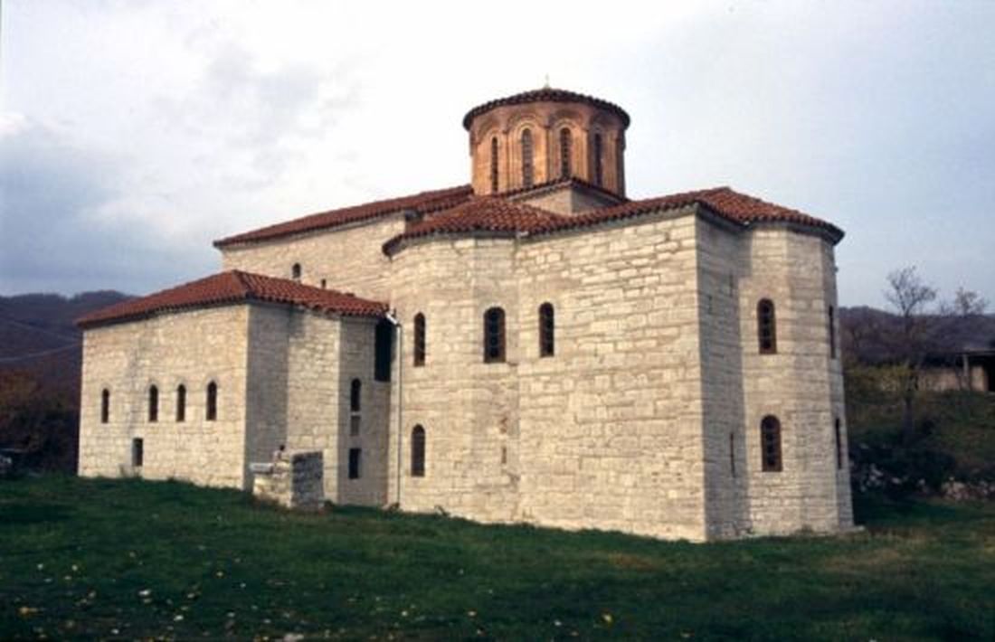 Ιερά Μονή Πέτρας Καταφυγίου 