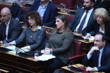Μητσοτάκης Κωνσταντοπούλου