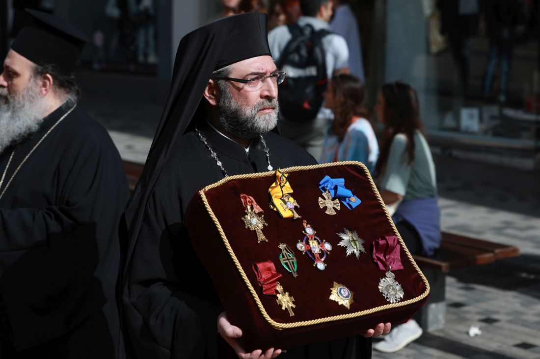 Μητροπολίτης Ανθιμος ενταφιασμός